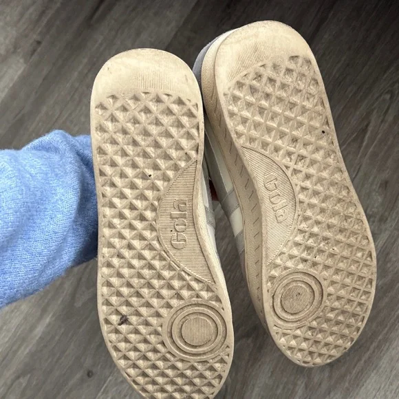 Gola Classic White and Gray Sneakers - Picture 3 of 4